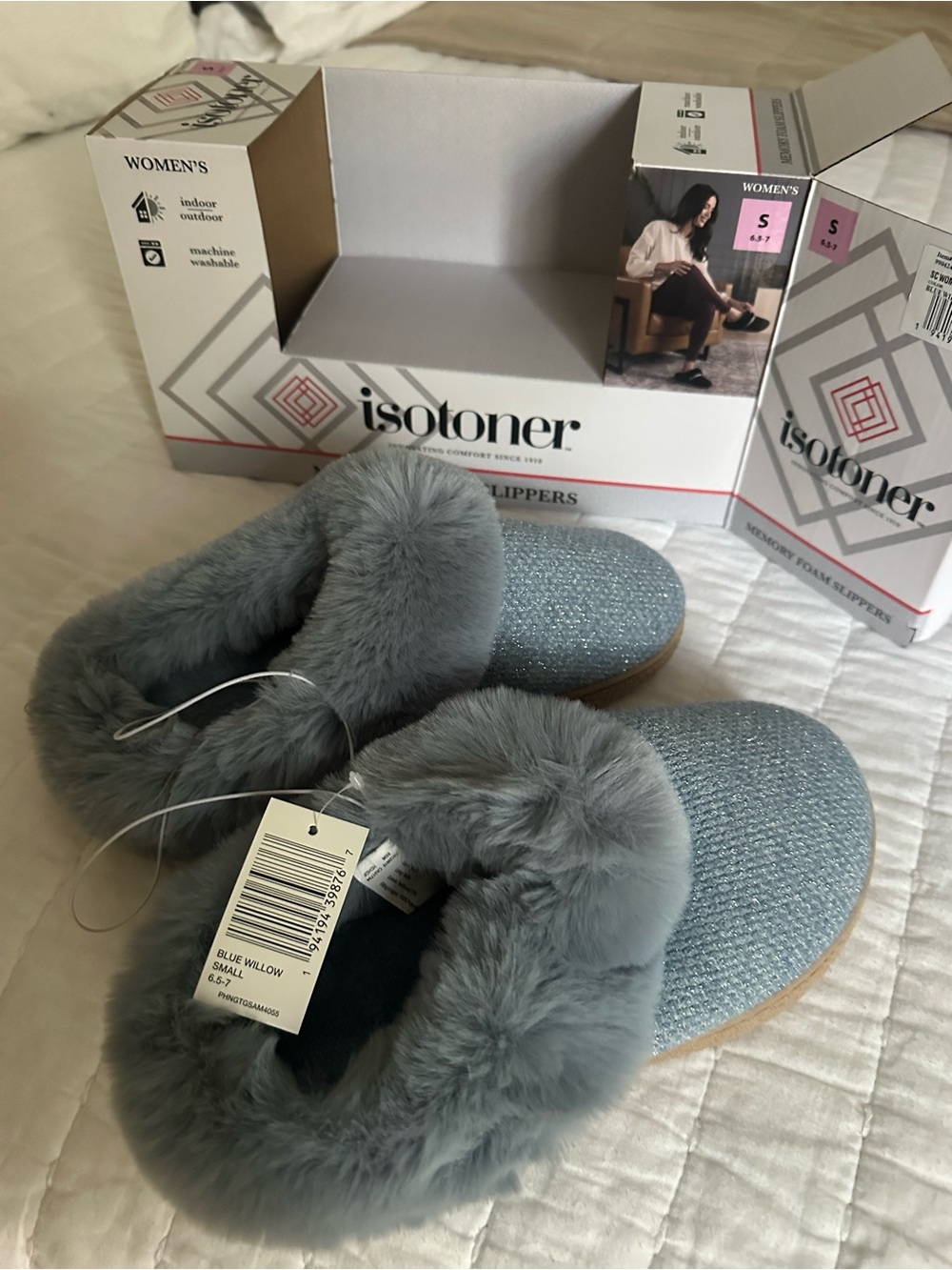 isotoner Women's Blue Willow Plush Clog Slippers